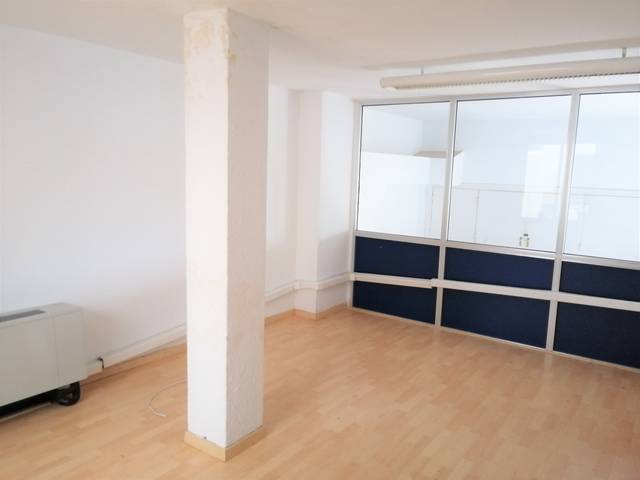 Local comercial en Venta en Reina Victoria - Matadero