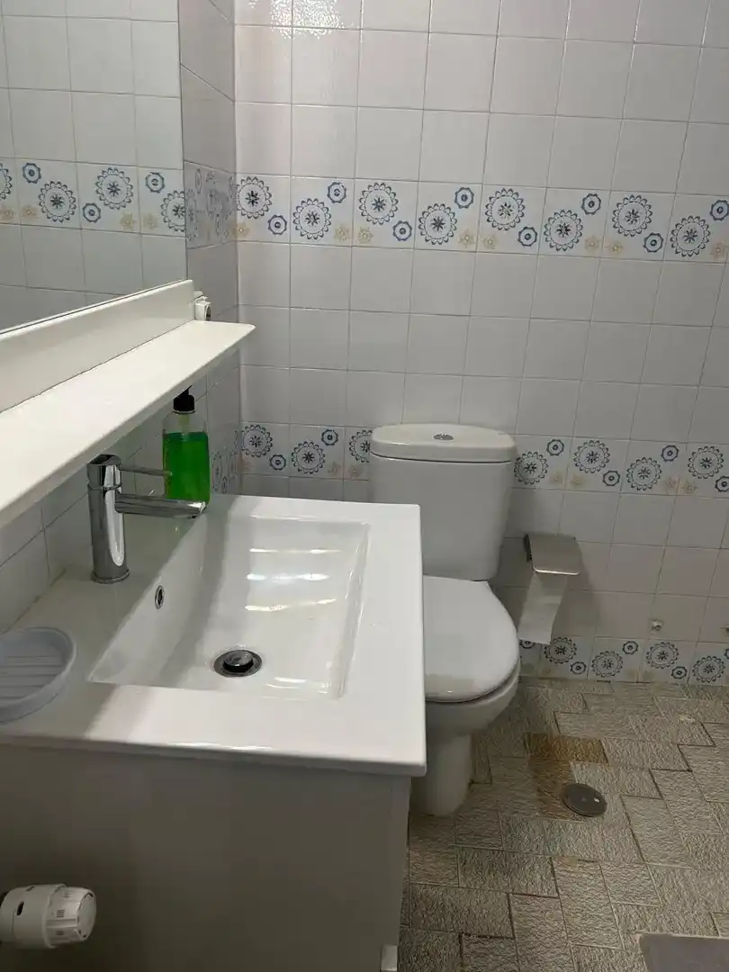 Badezimmer von Wohnung zur Miete in Ávila Capital mit Balkon