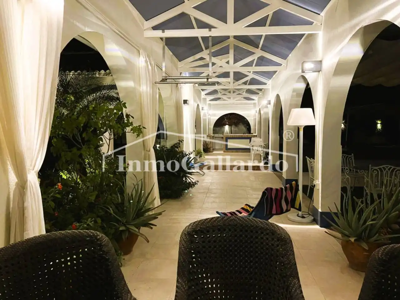 Buildings for sale in Lucena