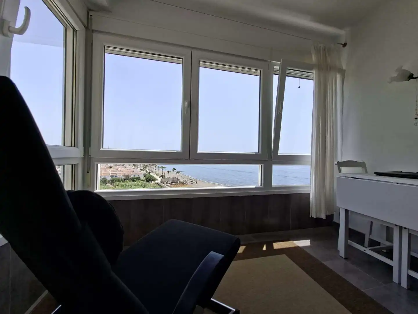 Living room of Study for rent in Algarrobo  with Air Conditioner, Swimming Pool and Furnished