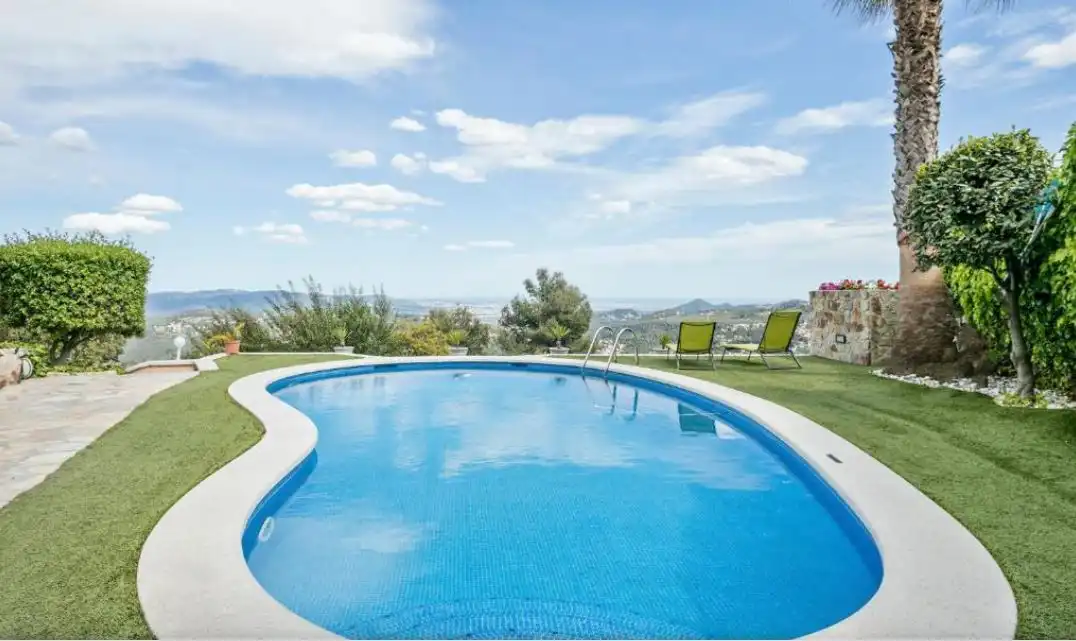 Haus mit Terrasse zum Verkauf in Corbera de Llobregat, imagen 4