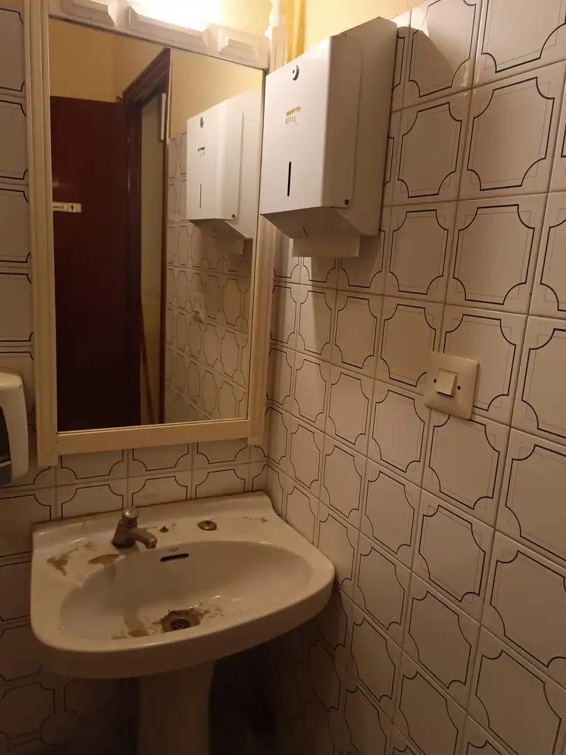 Baño de Local en venta en Jijona / Xixona con Aire acondicionado