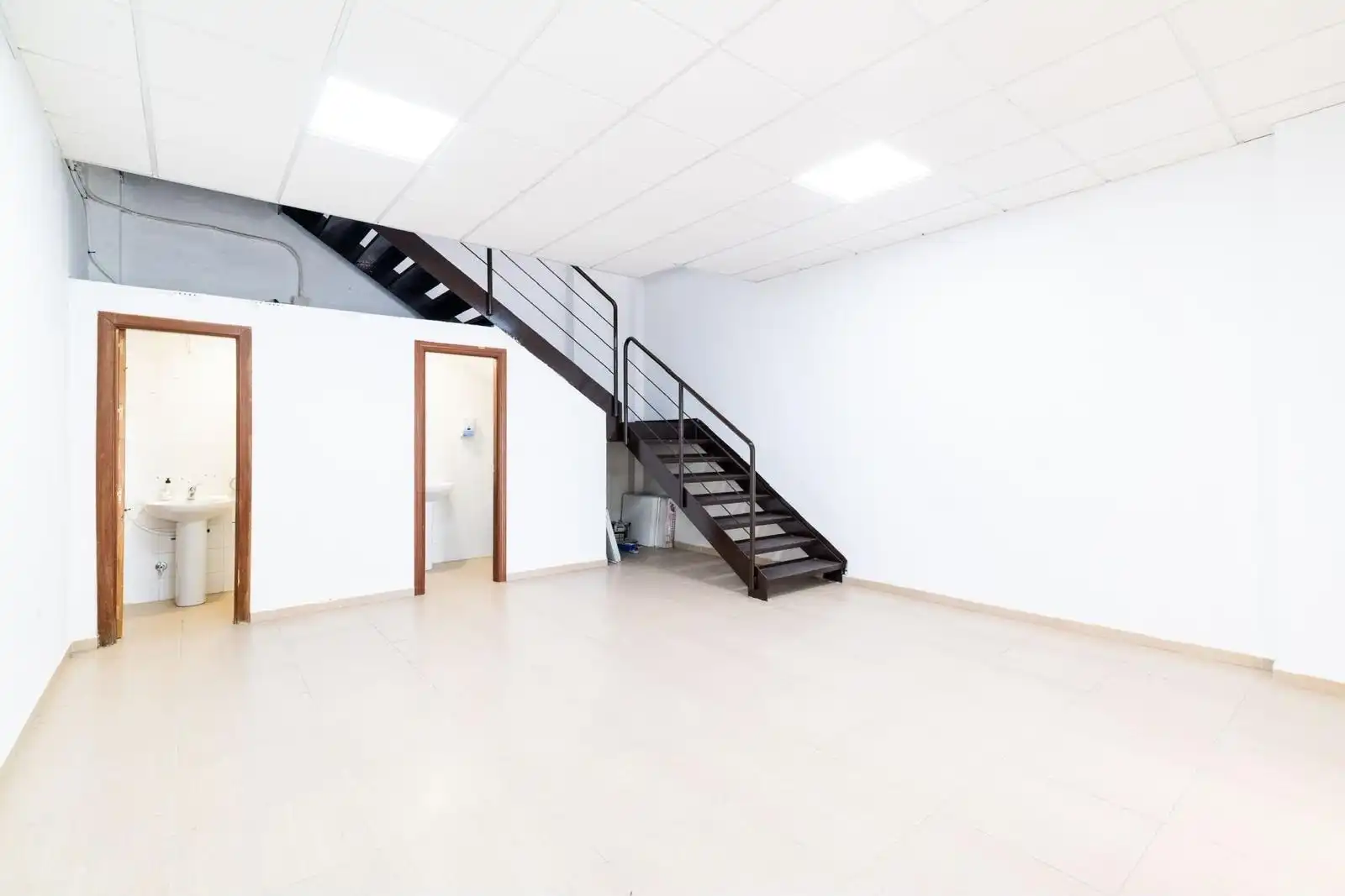 Nave industrial de alquiler en Albolote