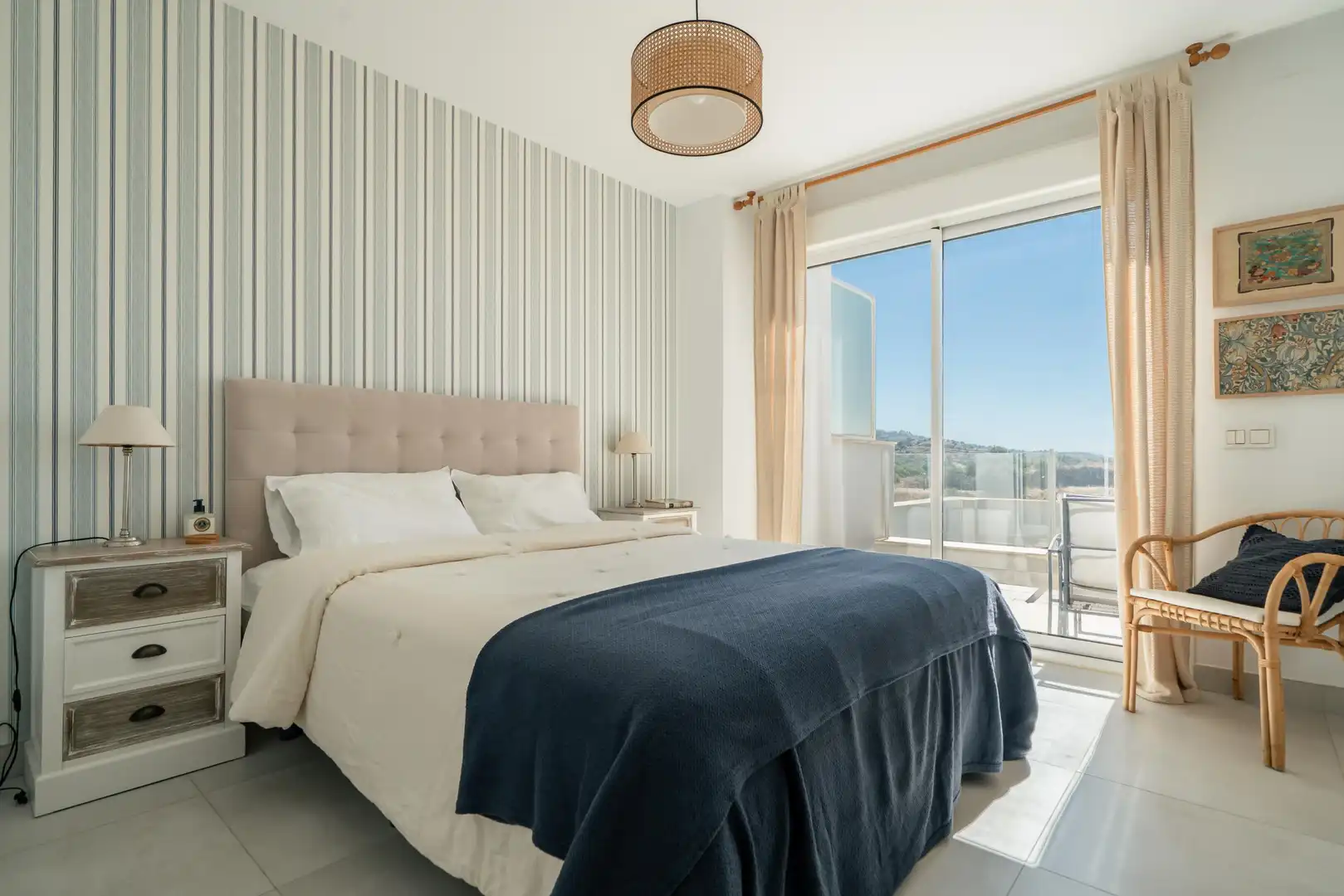 Dormitori de Dúplex de lloguer en Marbella amb Jardí privat, Alarma i Piscina comunitària