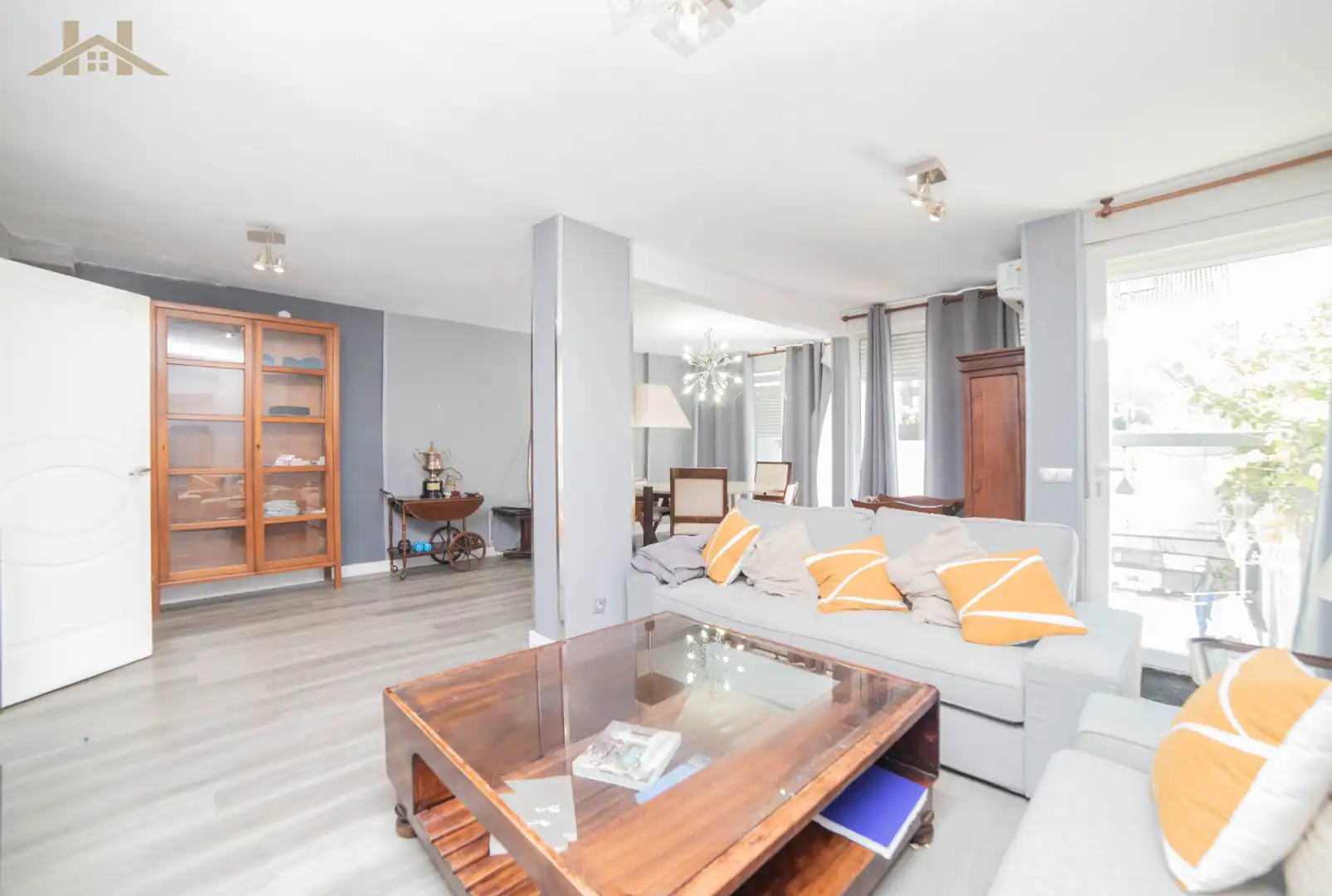 Living room of Single-family semi-detached for sale in Pozuelo de Alarcón  with Air Conditioner, Heating and Terrace