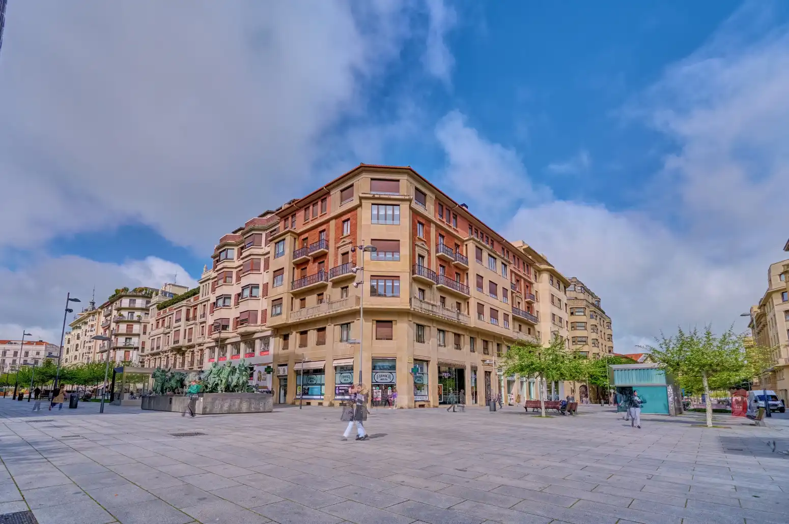Vista exterior de Oficina en venda en  Pamplona / Iruña amb Calefacció