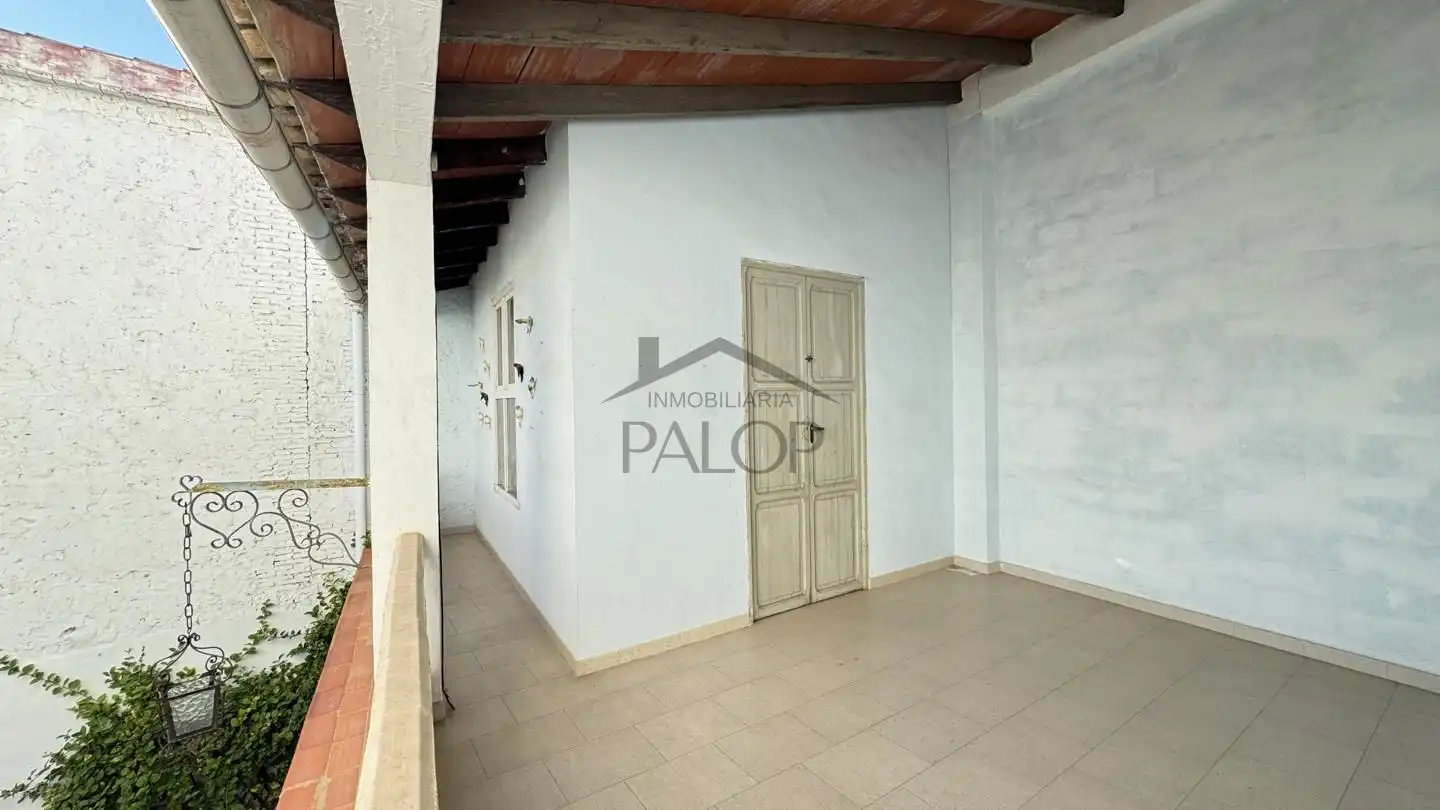 Houses for sale in La Pobla Llarga  with Private garden, Terrace and Storage room