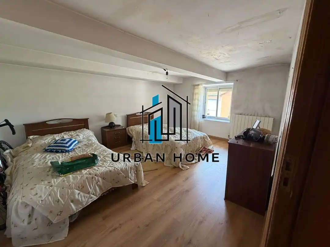 Habitación de Casa o chalet en venta en Cimanes del Tejar con Calefacción y Jardín privado