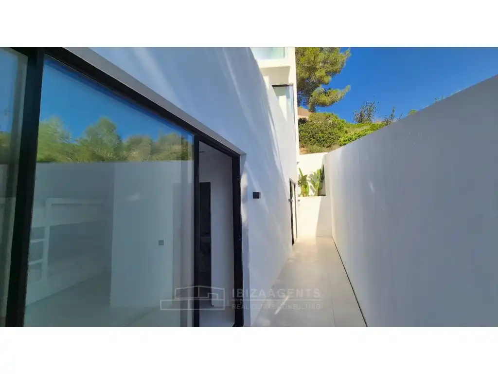 Vista exterior de Casa o chalet en venta en Santa Eulària des Riu con Calefacción, Amueblado y Balcón