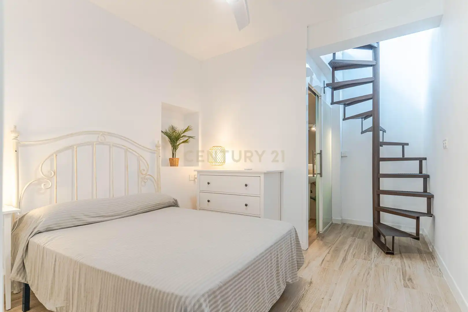 Habitación de Casa o chalet en venta en Almuñécar con Aire acondicionado, Lavadora y Microondas