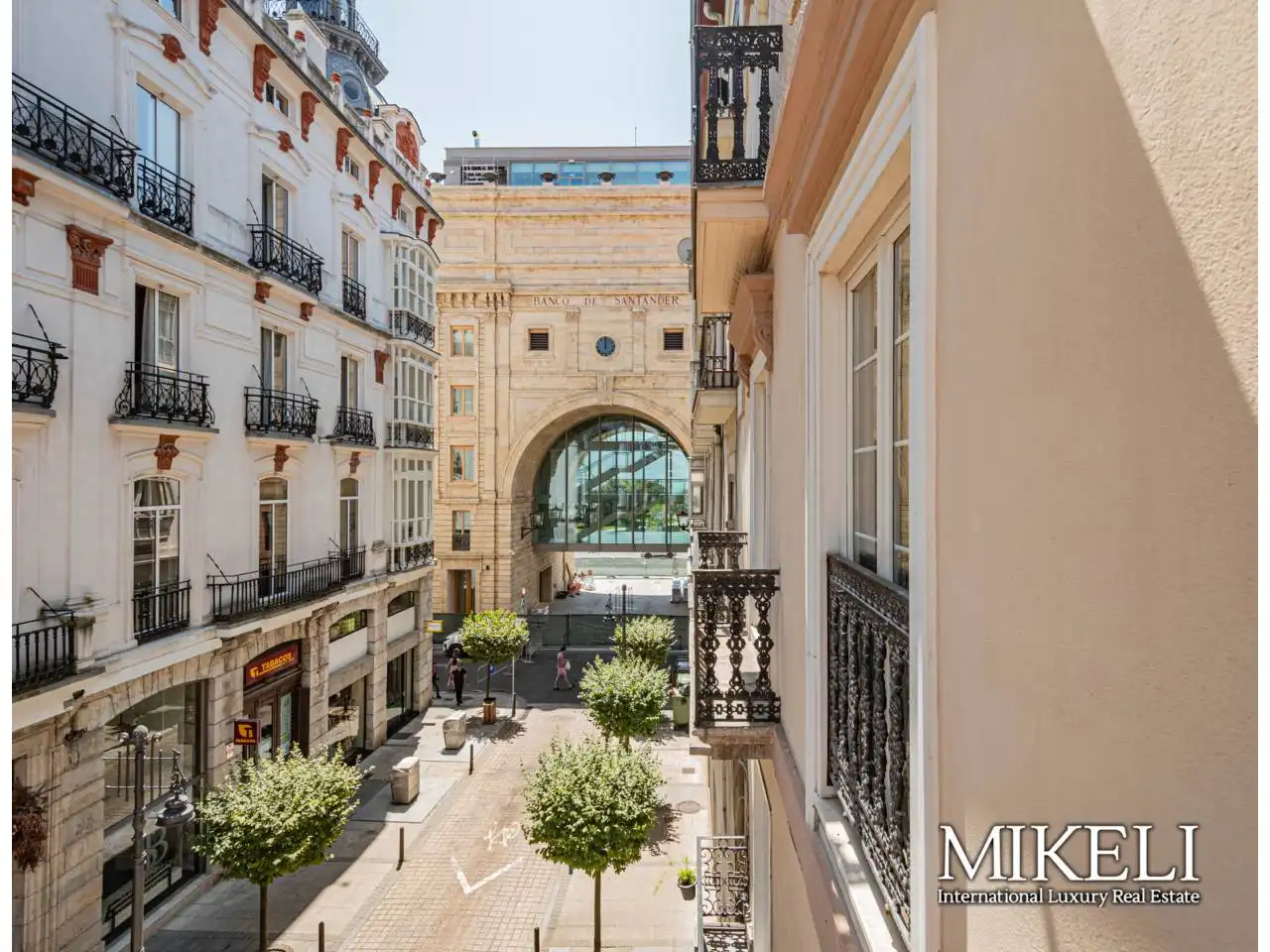 Flat with terrace to rent in Calle Hernán Cortés, imagen 11