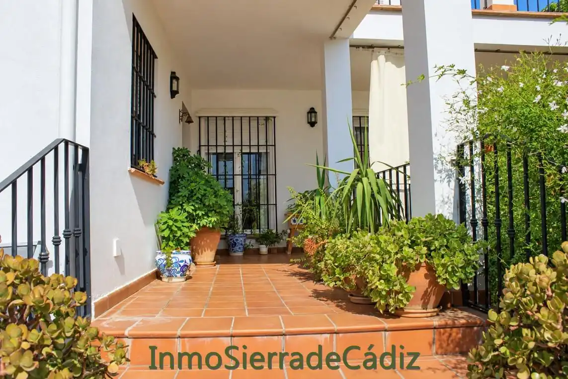 Vista exterior de Casa o xalet en venda en Zahara, Cádiz