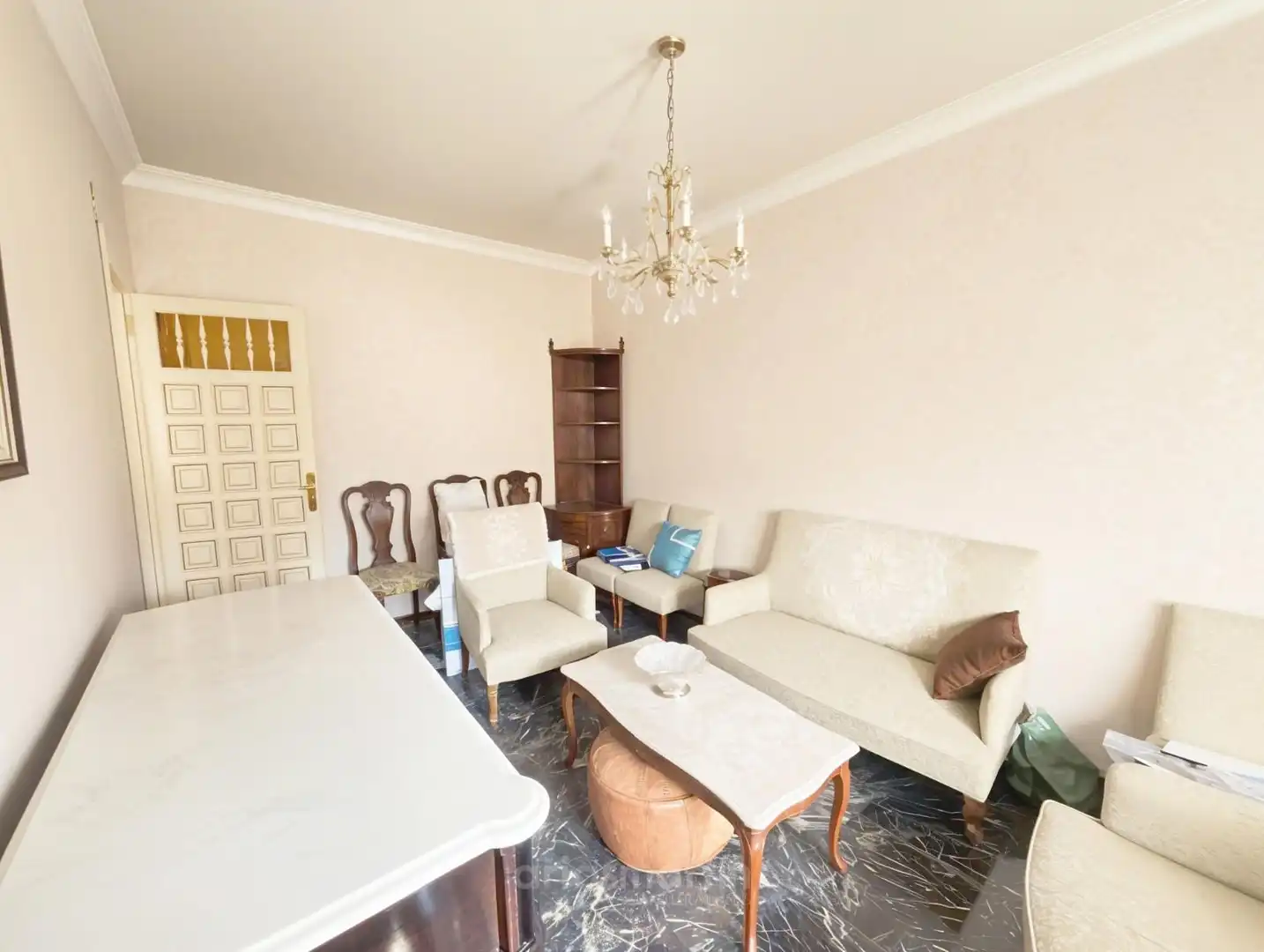 Sala de estar de Piso en venta en Salamanca Capital con Calefacción y Terraza