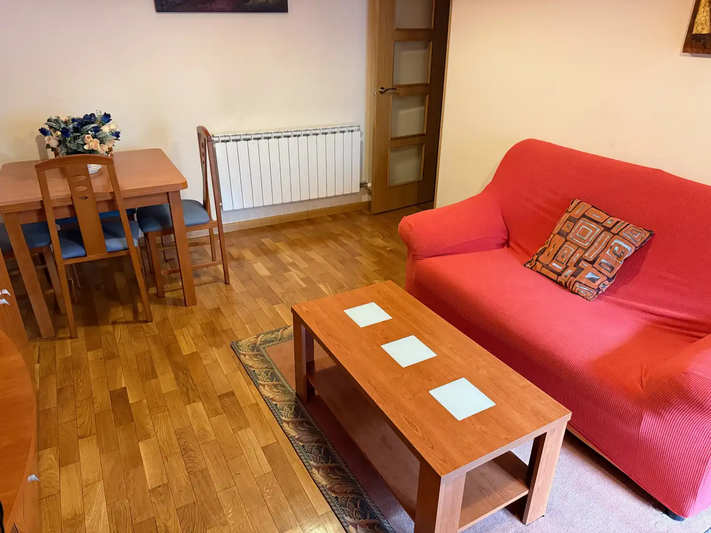 Sala de estar de Apartamento en venta en León Capital  con Calefacción, Parquet y Terraza