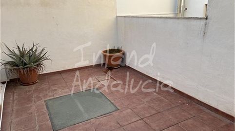 Foto 2 de Casa adosada en venta en Castillo de Locubín, Jaén