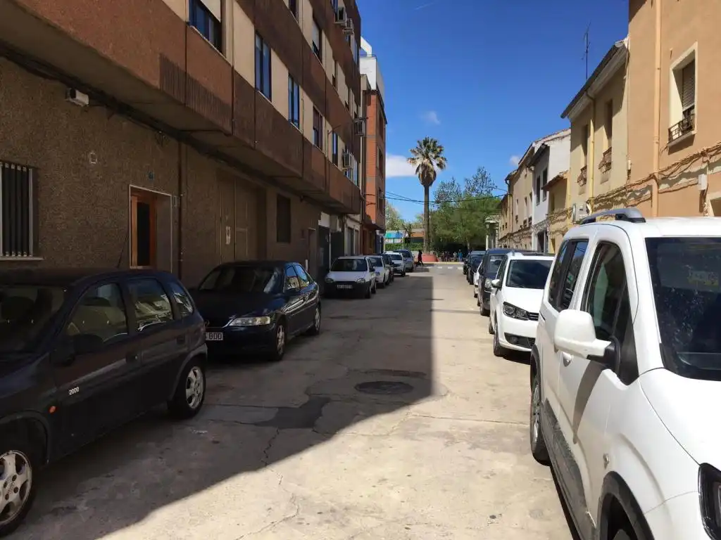 Parking de Local en venta en Almansa