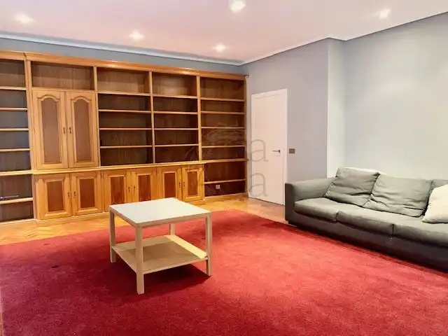 Living room of Flat for rent in Bilbao   with Heating