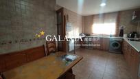 Kitchen of Single-family semi-detached for sale in Ugena  with Air Conditioner, Terrace and Swimming Pool