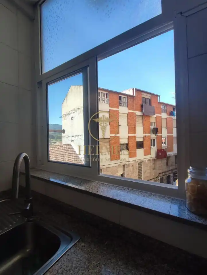 Vista exterior de Piso en venta en O Porriño   con Calefacción, Terraza y Trastero