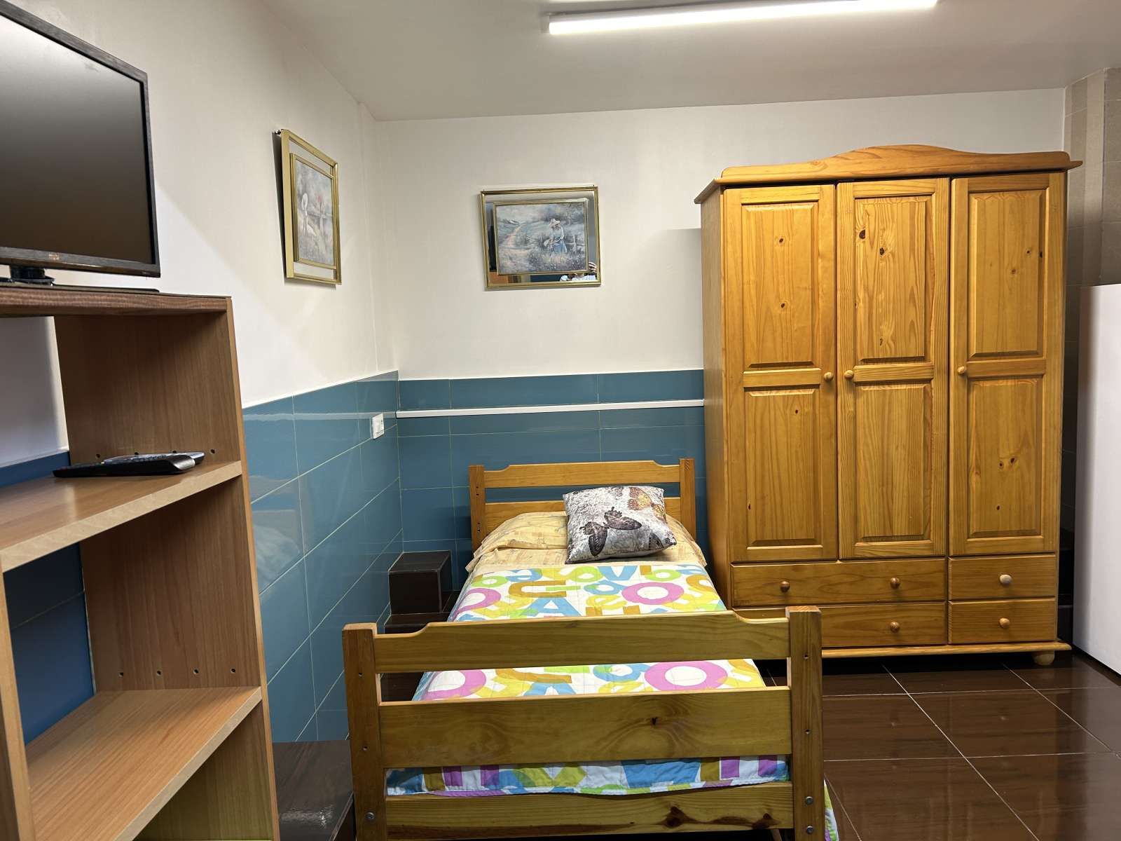 Bedroom of Study to share in L'Hospitalet de Llobregat  with Air Conditioner, Heating and Terrace
