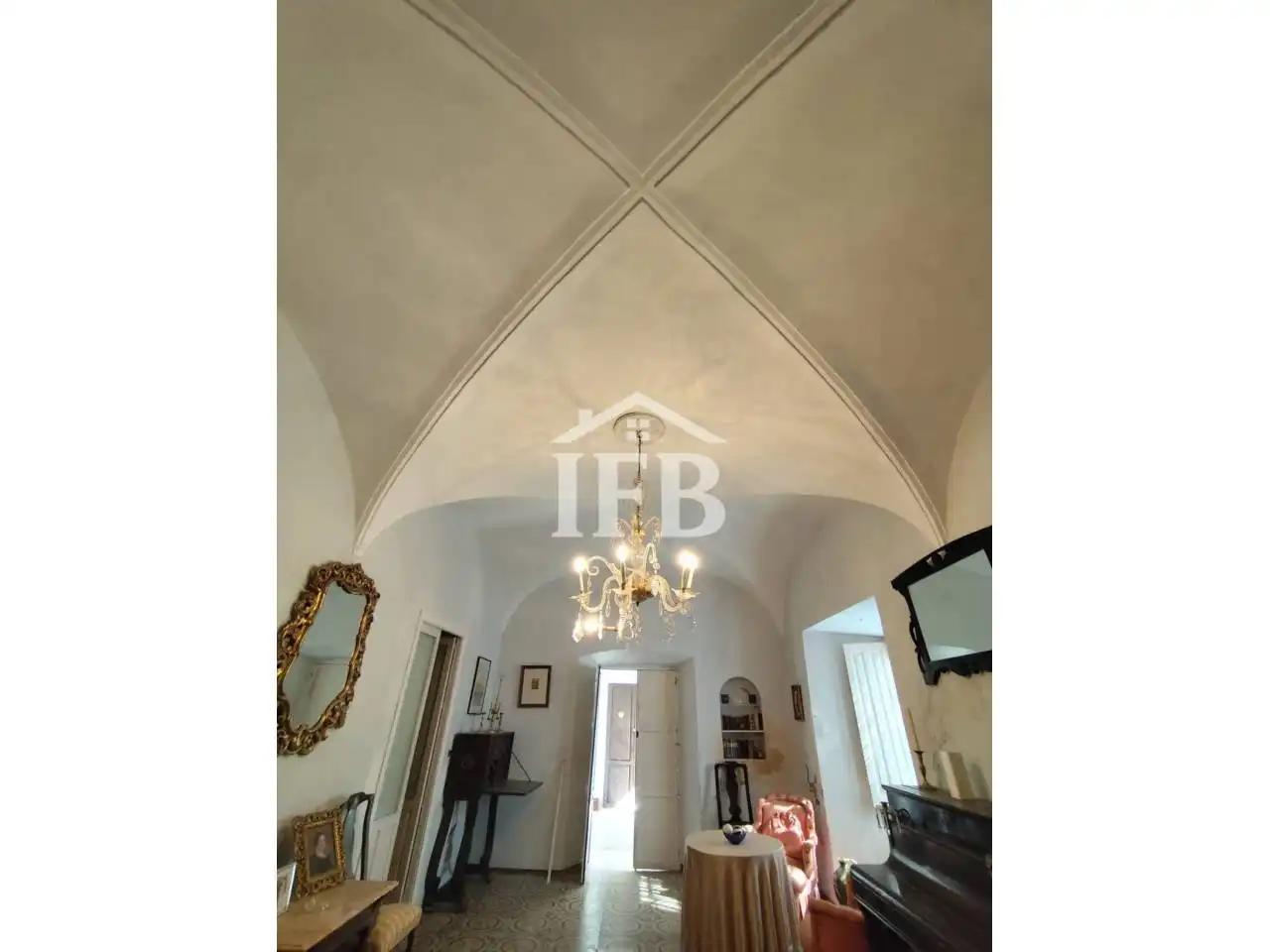 Houses for sale in Burguillos del Cerro