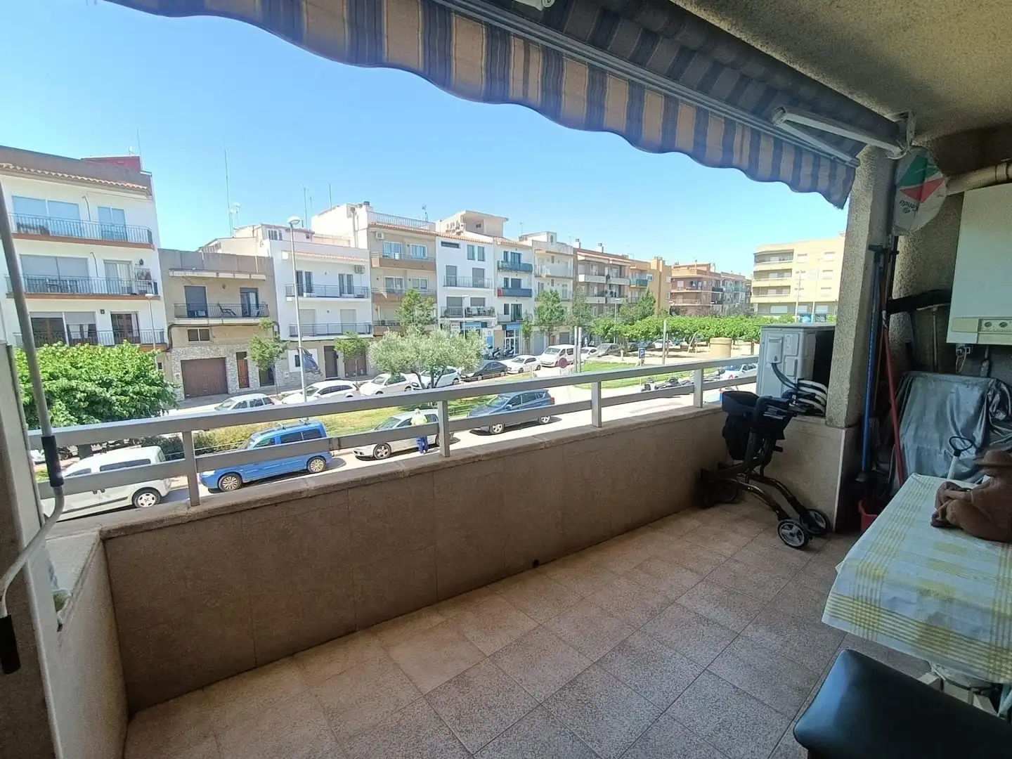 Vista exterior de Pis en venda en Roses amb Aire condicionat, Parquet i Traster