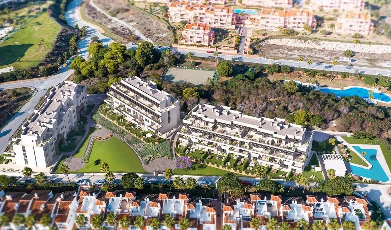 Habitatge amb piscina en venda a El Faro de Calaburra - Chaparral, imagen 6