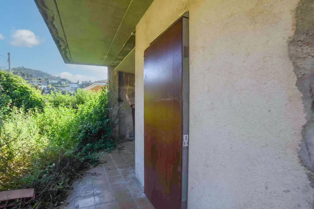 Buildings for sale in Santa Susanna