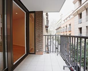 Balcony of Flat for sale in  Madrid Capital  with Air Conditioner, Heating and Terrace