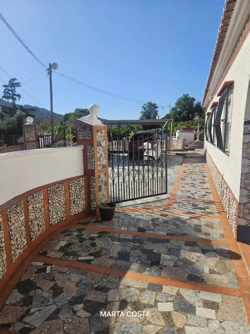 Vista exterior de Casa o xalet en venda en Palma de Gandia amb Aire condicionat, Calefacció i Jardí privat