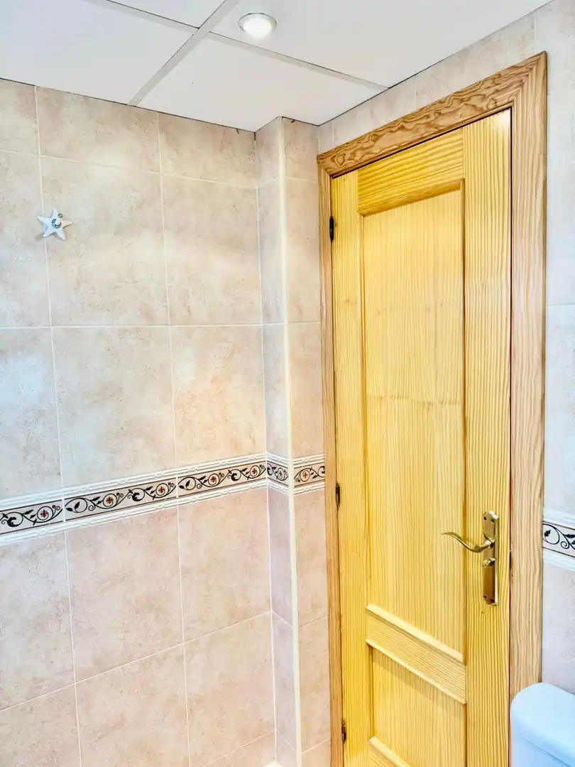 Bathroom of Apartments for sale in Málaga