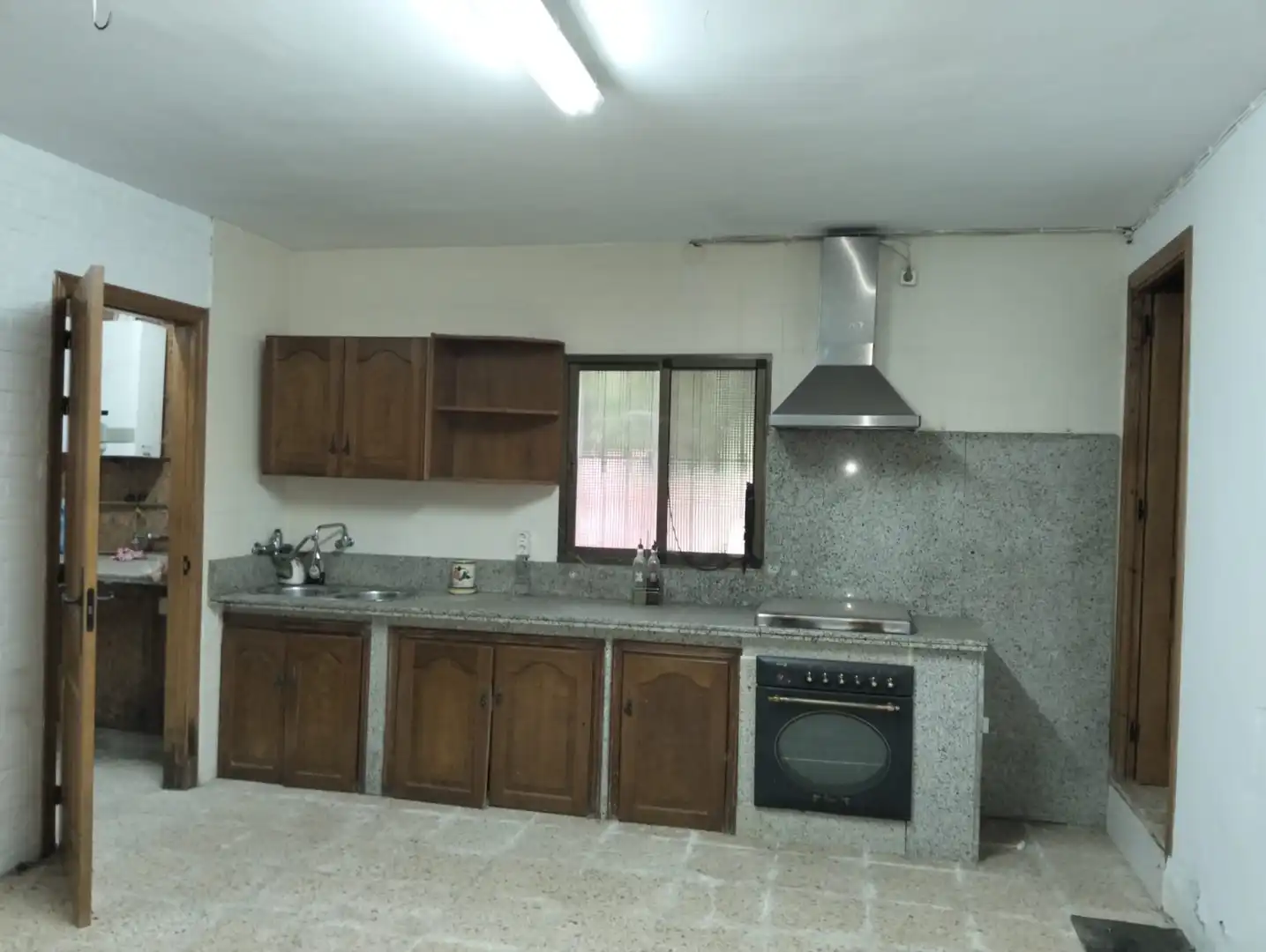 Cuina de Casa o xalet en venda en Cáceres amb Aire condicionat, Jardí privat i Piscina
