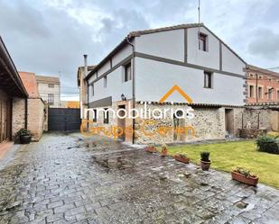 Exterior view of House or chalet for sale in San Torcuato  with Heating, Private garden and Terrace