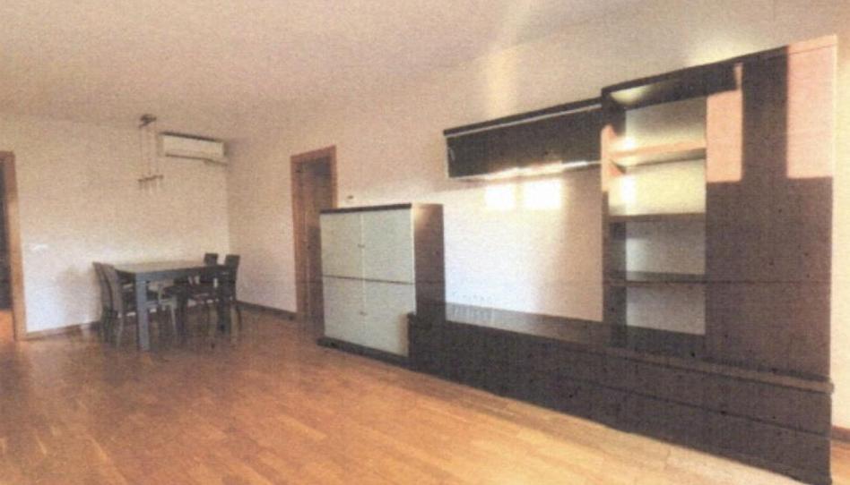 Foto 1 de Piso de alquiler en Torrent Ballester, Barcelona