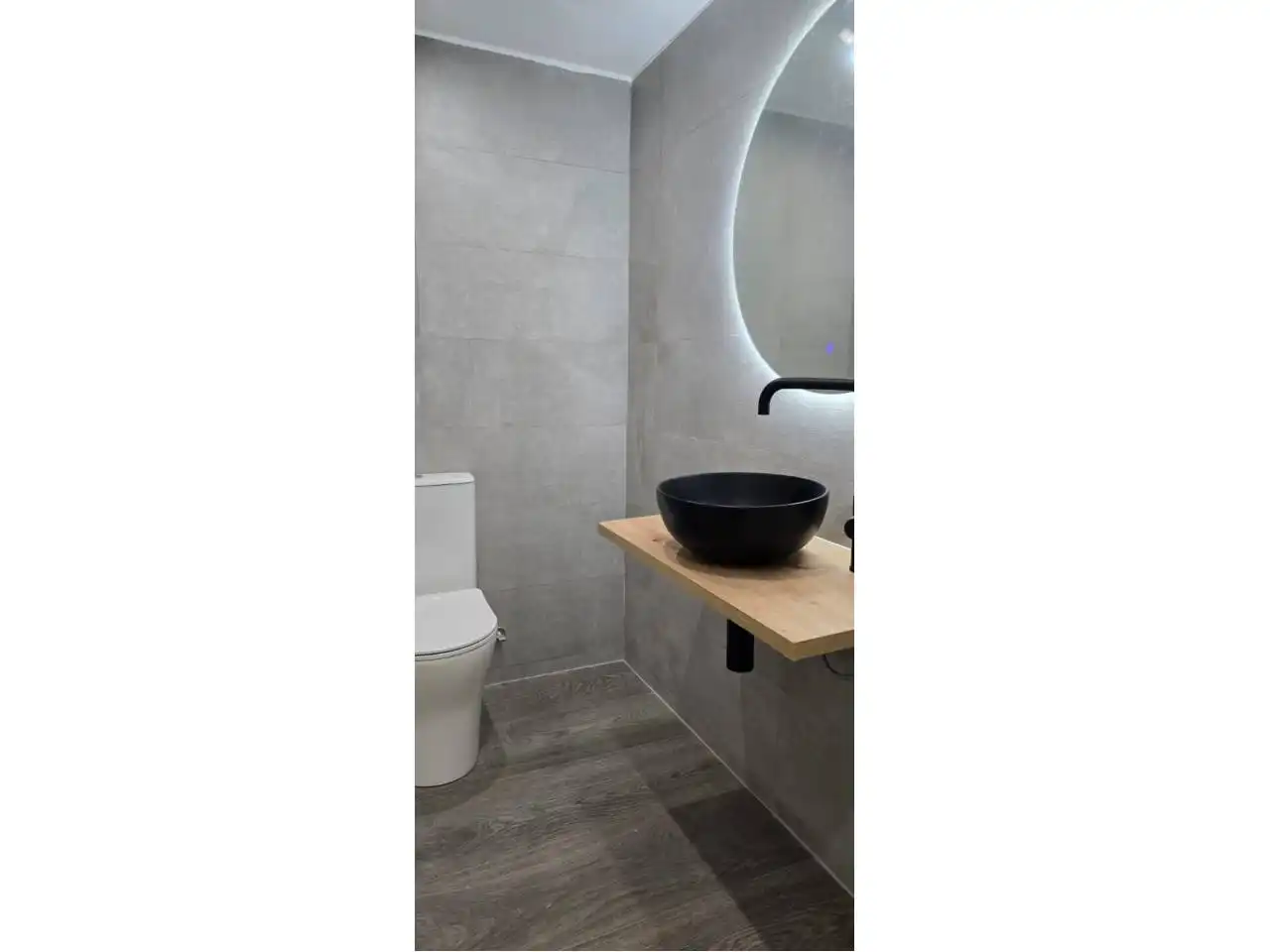 Bathroom of Attic for sale in Rubí  with Heating, Parquet flooring and Balcony