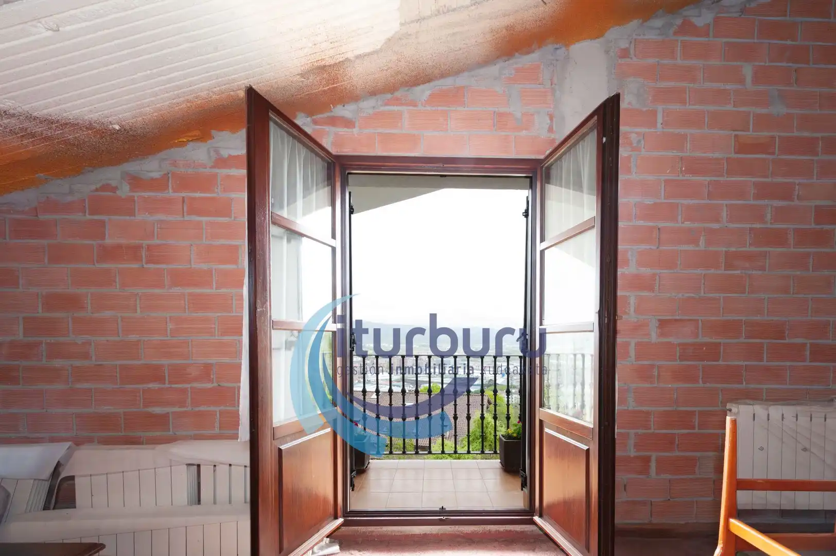 Terraza de Casa o chalet en venta en Zamudio con Calefacción, Jardín privado y Terraza
