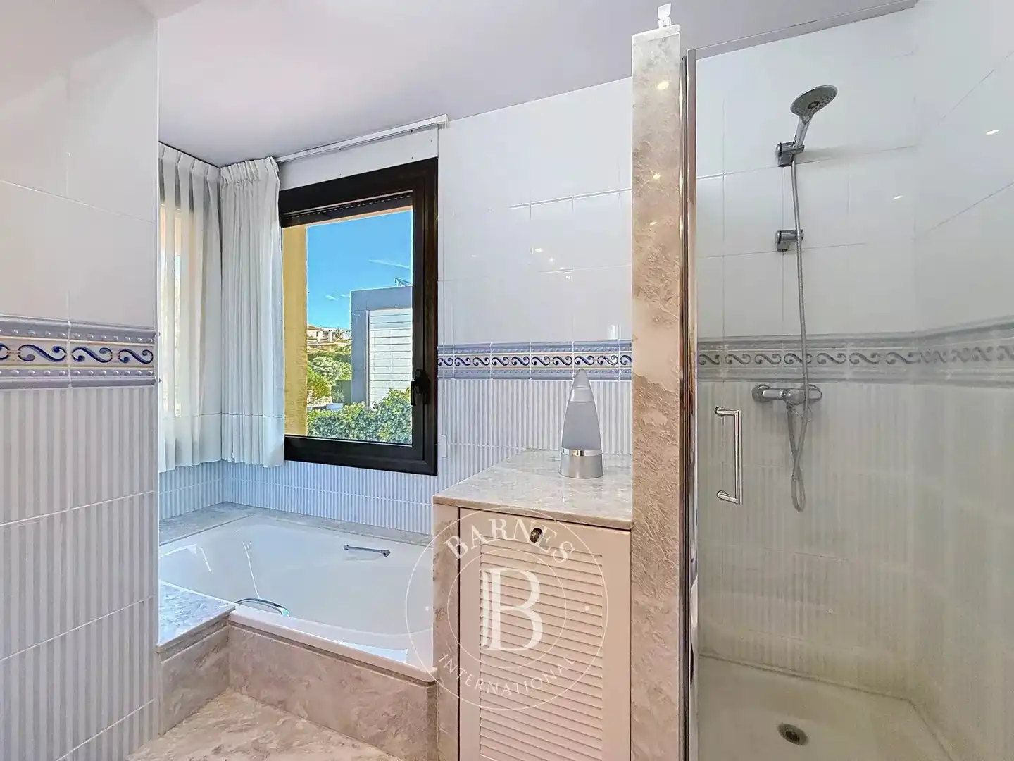 Baño de Casa o chalet en venta en Alella con Aire acondicionado, Calefacción y Jardín privado