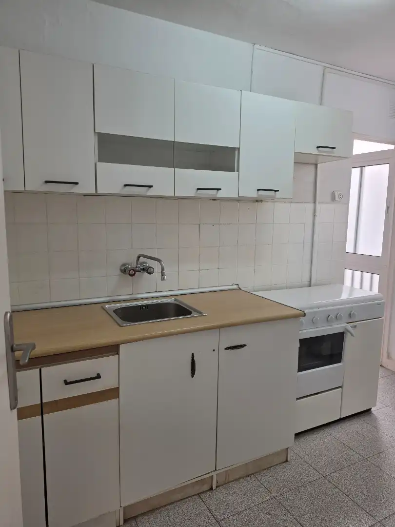 Cocina de Piso de alquiler en Málaga con Balcón