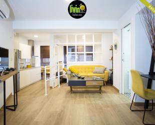 Sala d'estar de Apartament de lloguer en  Jaén Capital amb Moblat
