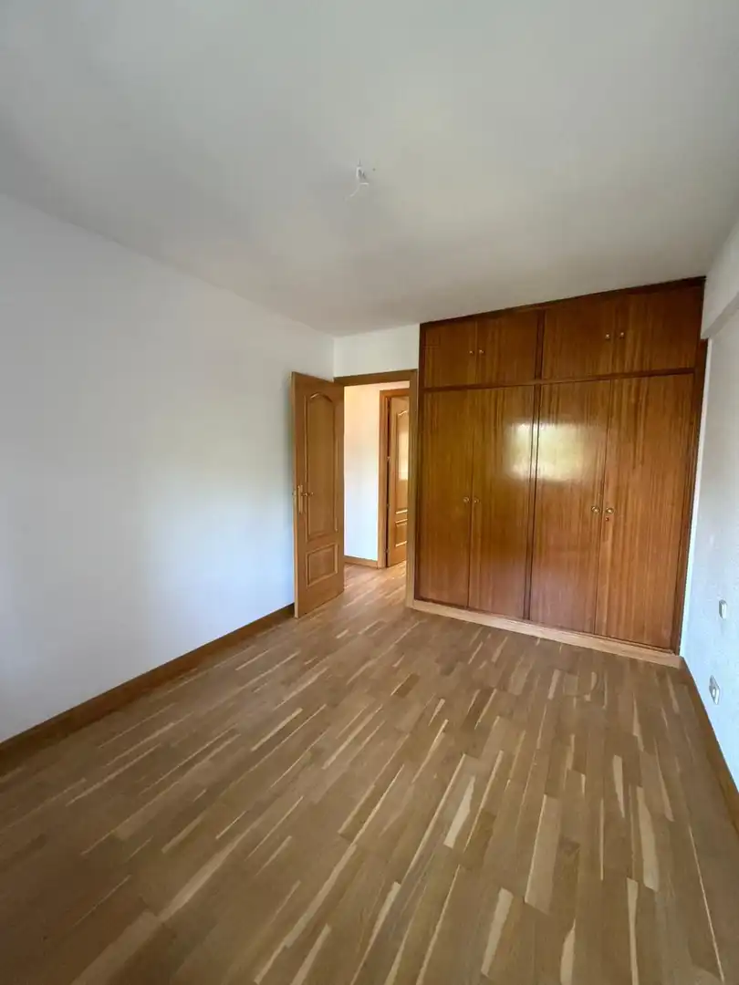 Bedroom of Flat for rent in Madrid  with Heating