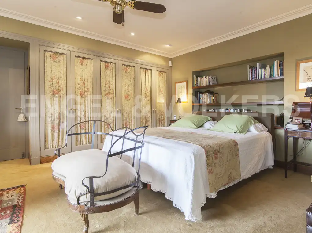Habitación de Casa o chalet en venta en Barcelona con Aire acondicionado, Calefacción y Jardín privado