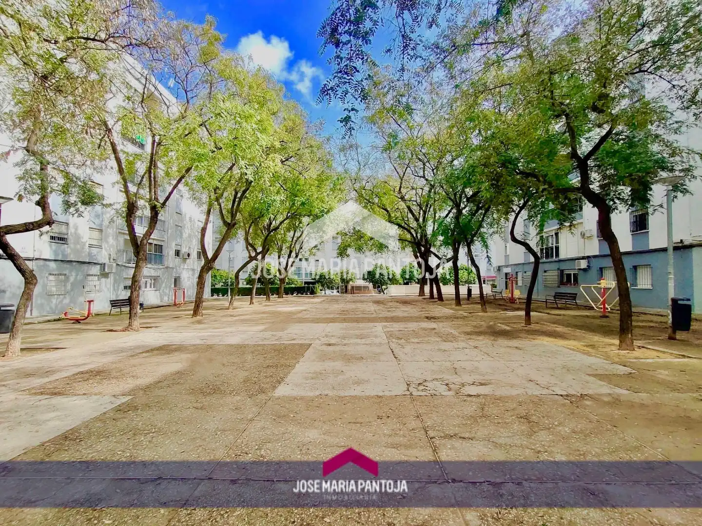 Vista exterior de Piso en venta en Jerez de la Frontera con Aire acondicionado y Calefacción