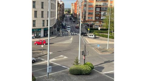 Foto 2 de Piso en venta en Avenida Alcalde Miguel Castaño, San Claudio - La Chantría, León Capital