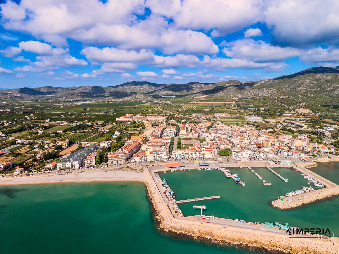 Vista exterior de Piso en venta en Alcanar con Aire acondicionado, Calefacción y Terraza