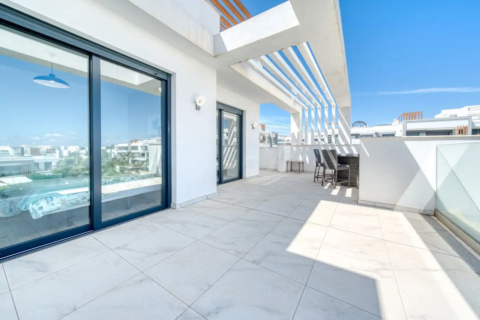 Terraza de Ático de alquiler en Estepona con Aire acondicionado, Terraza y Amueblado