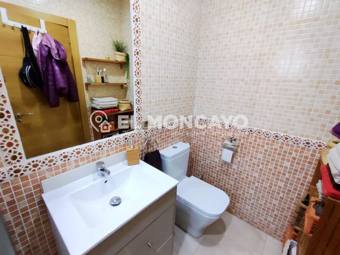 Bany de Casa adosada en venda en Torrevieja amb Aire condicionat, Calefacció i Jardí privat