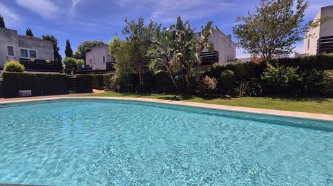 Foto 2 de Casa adosada en venta en Platja de Mont-roig, Mont-roig del Camp