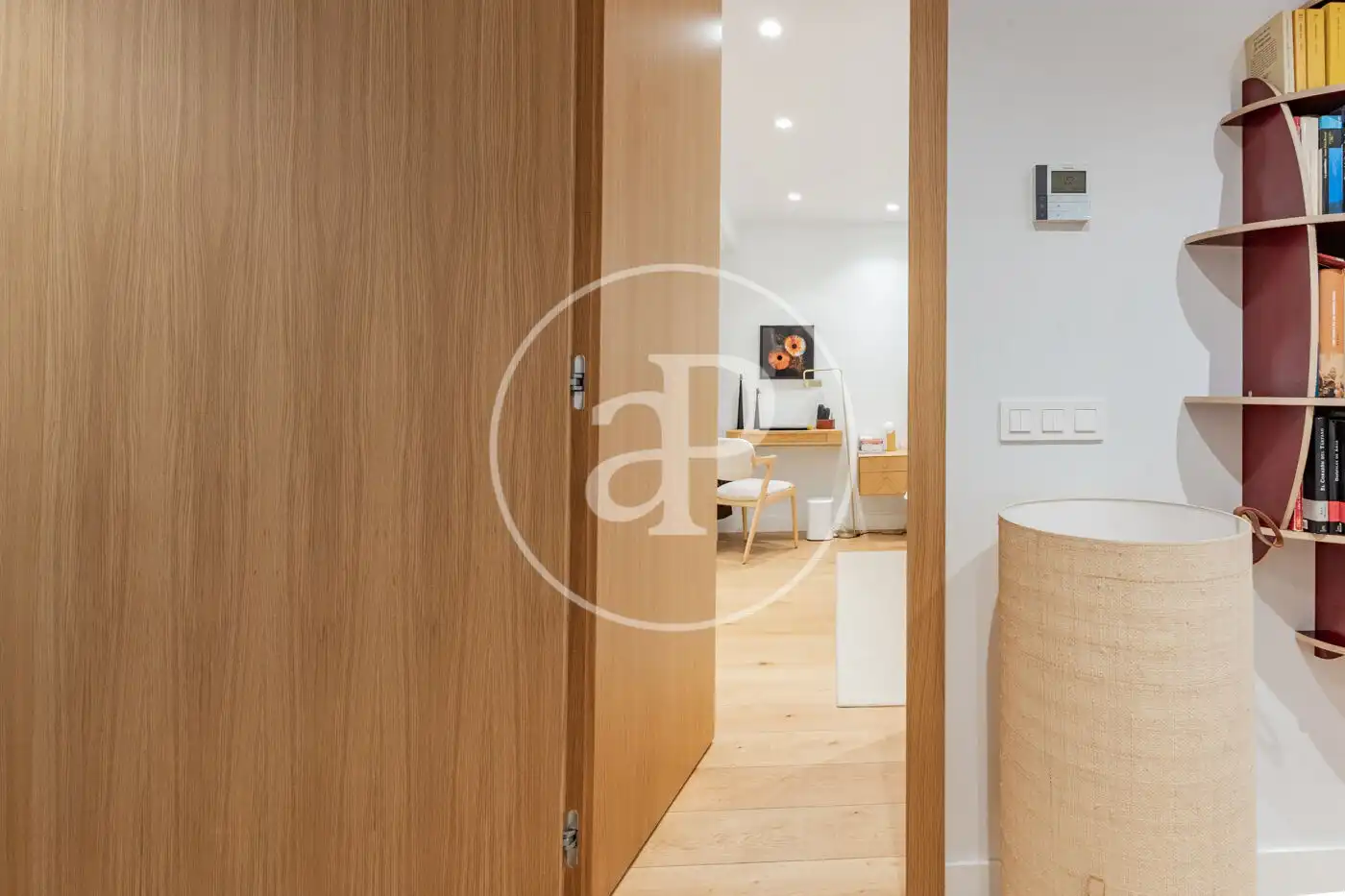 Piso con terraza en alquiler en Juan de Mena, imagen 9