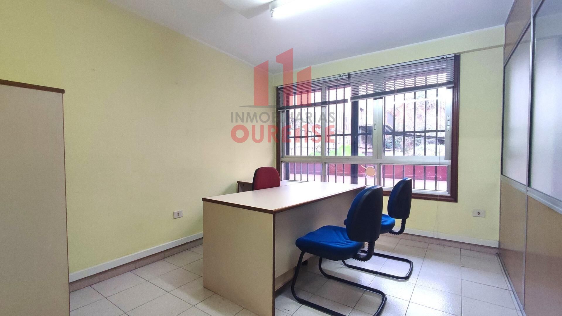 Oficina de alquiler en Ourense Capital  con Amueblado