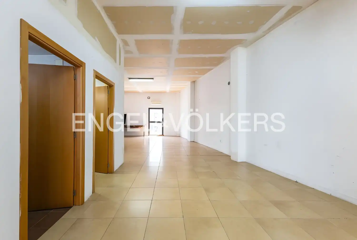 Wohnung zum Verkauf in Valencia mit Klimaanlage, Heizung und Terrasse